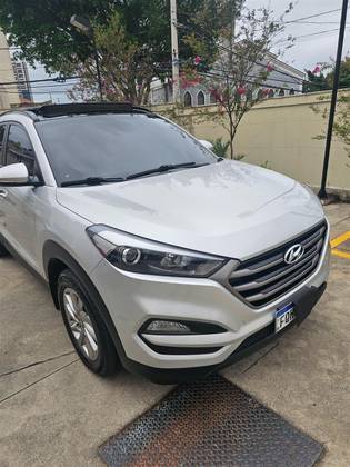 HYUNDAI TUCSON 1.6 16V T-GDI GASOLINA GLS ECOSHIFT HYUNDAI TUCSON 1.6 16V T-GDI GASOLINA GLS ECOSHIFT